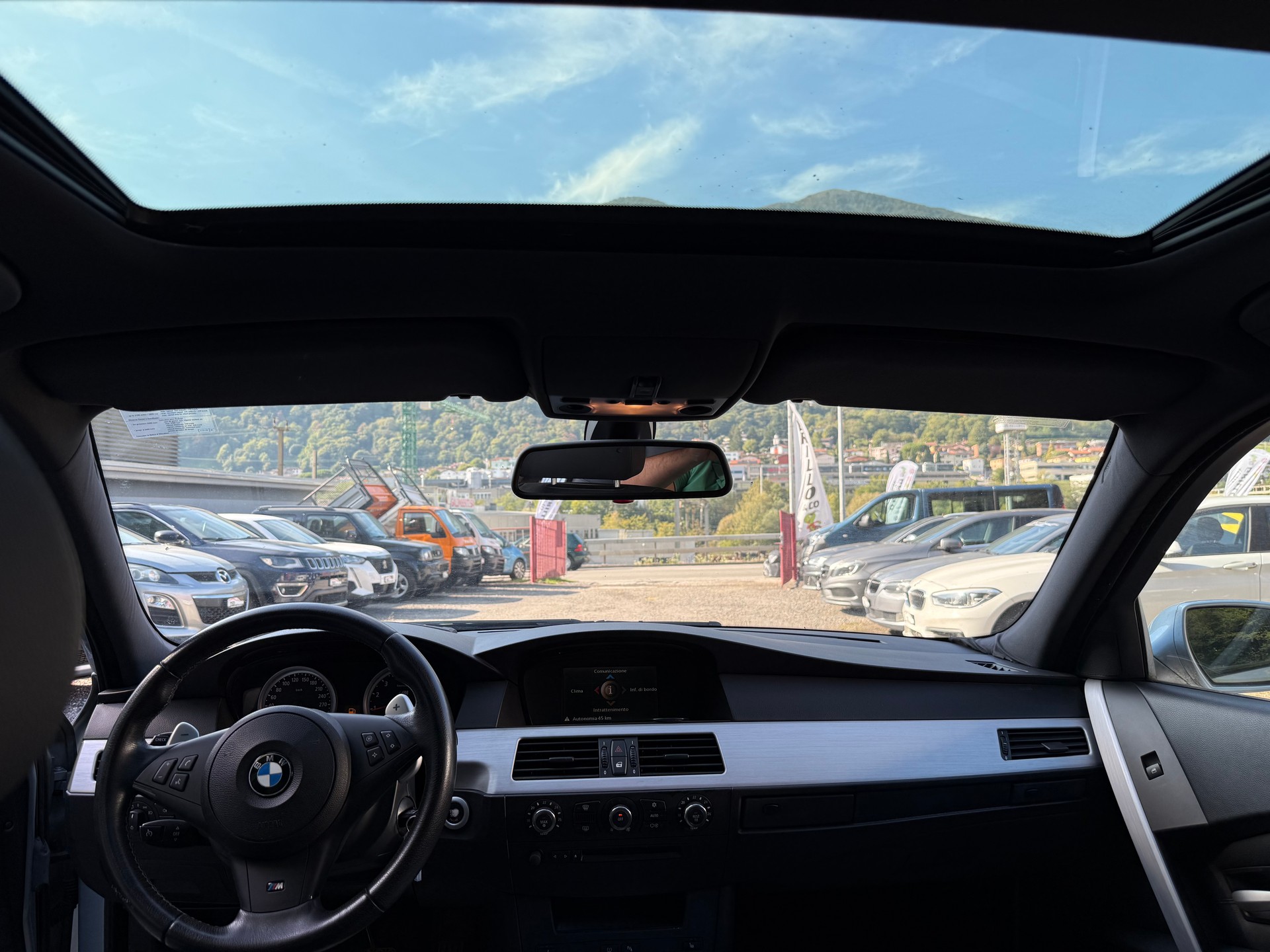 BMW M5-image-6
