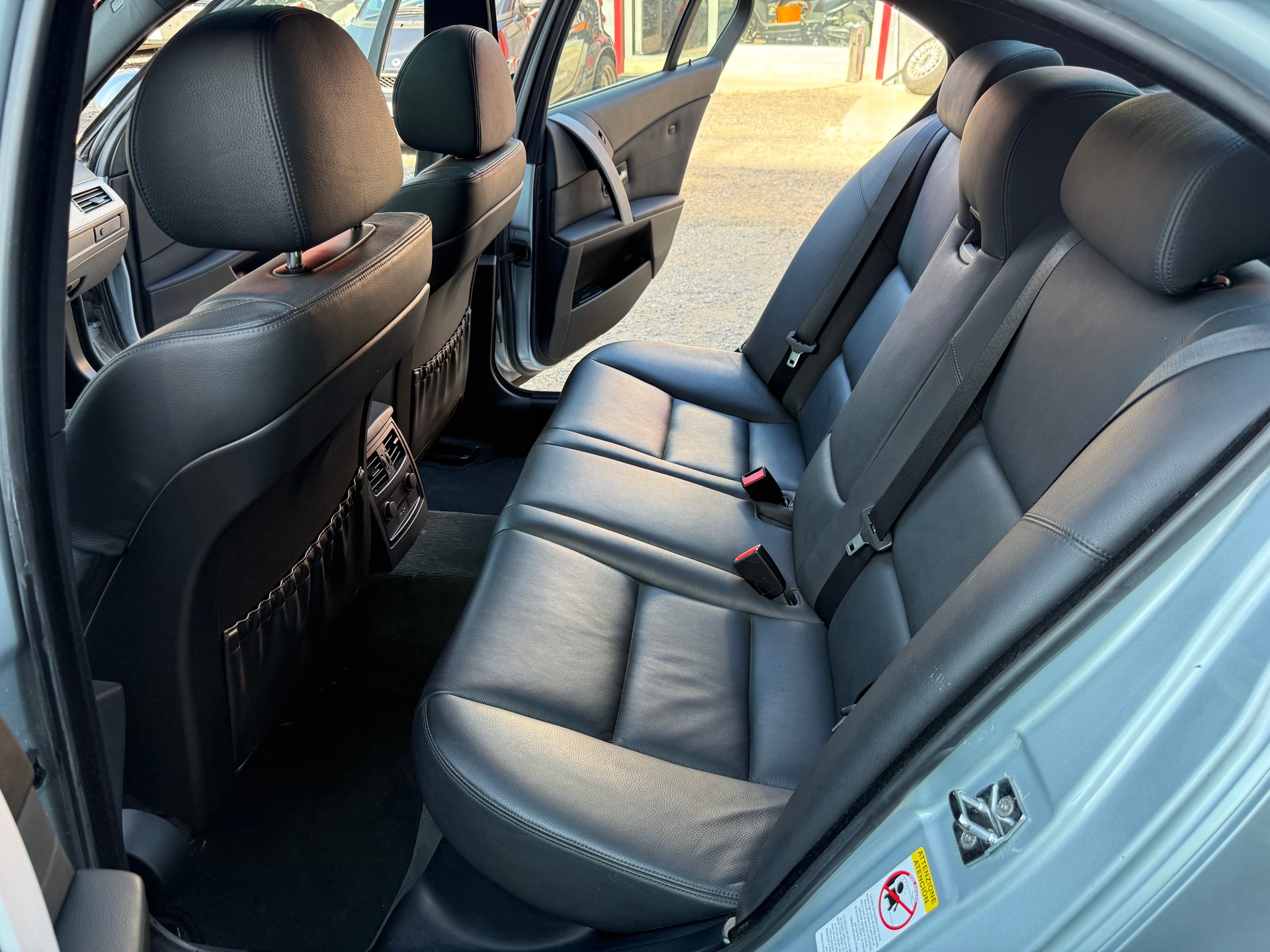 BMW M5-image-14
