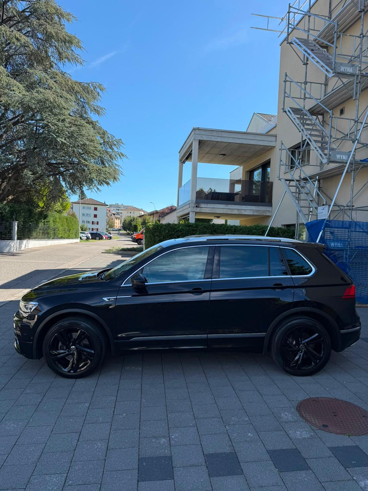 VW Tiguan 2.0 TDI SCR Highline DSG R-Line-image-0