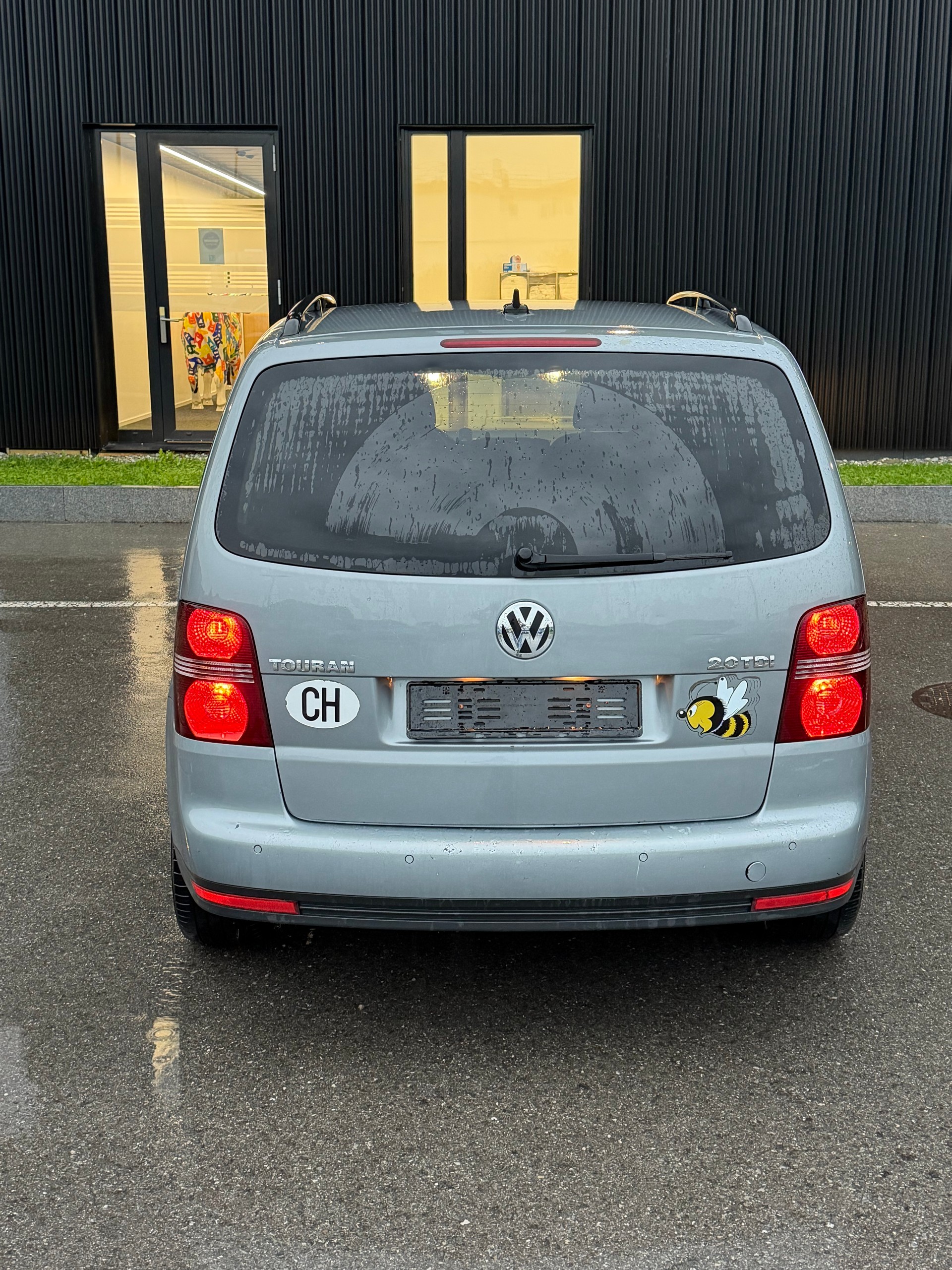 VW Touran 2.0 TDI Highline-image-7
