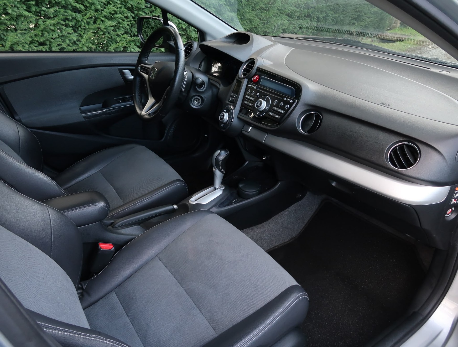 HONDA Insight 1.3i Hybrid Elegance CVT-image-13