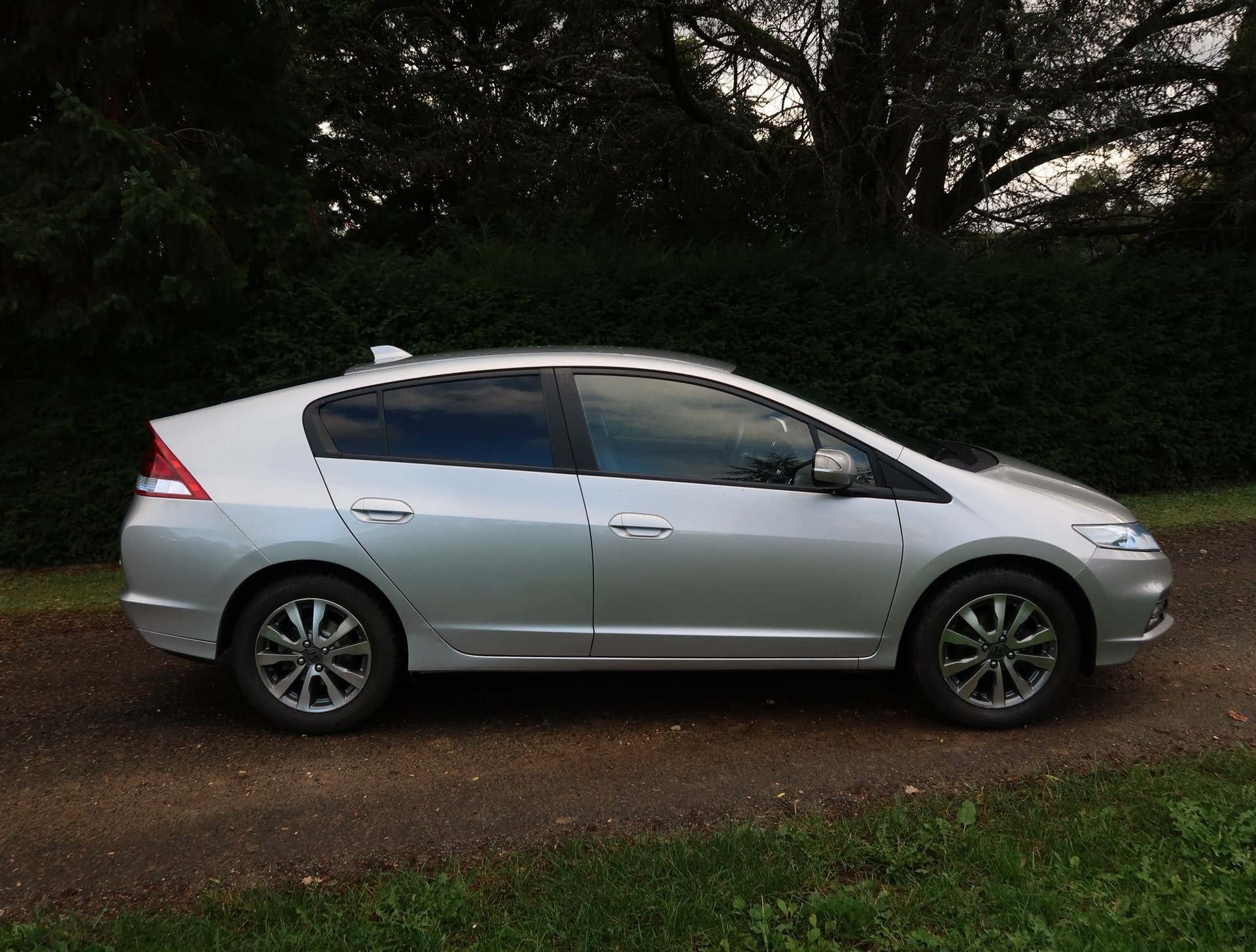 HONDA Insight 1.3i Hybrid Elegance CVT-image-3