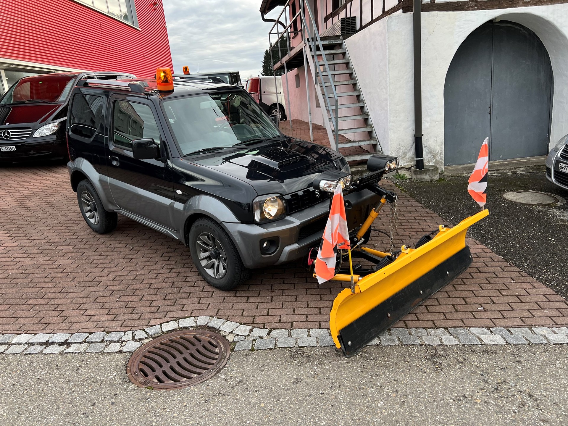 SUZUKI Jimny 1.3 16V Sergio Cellano Automatic-image-0