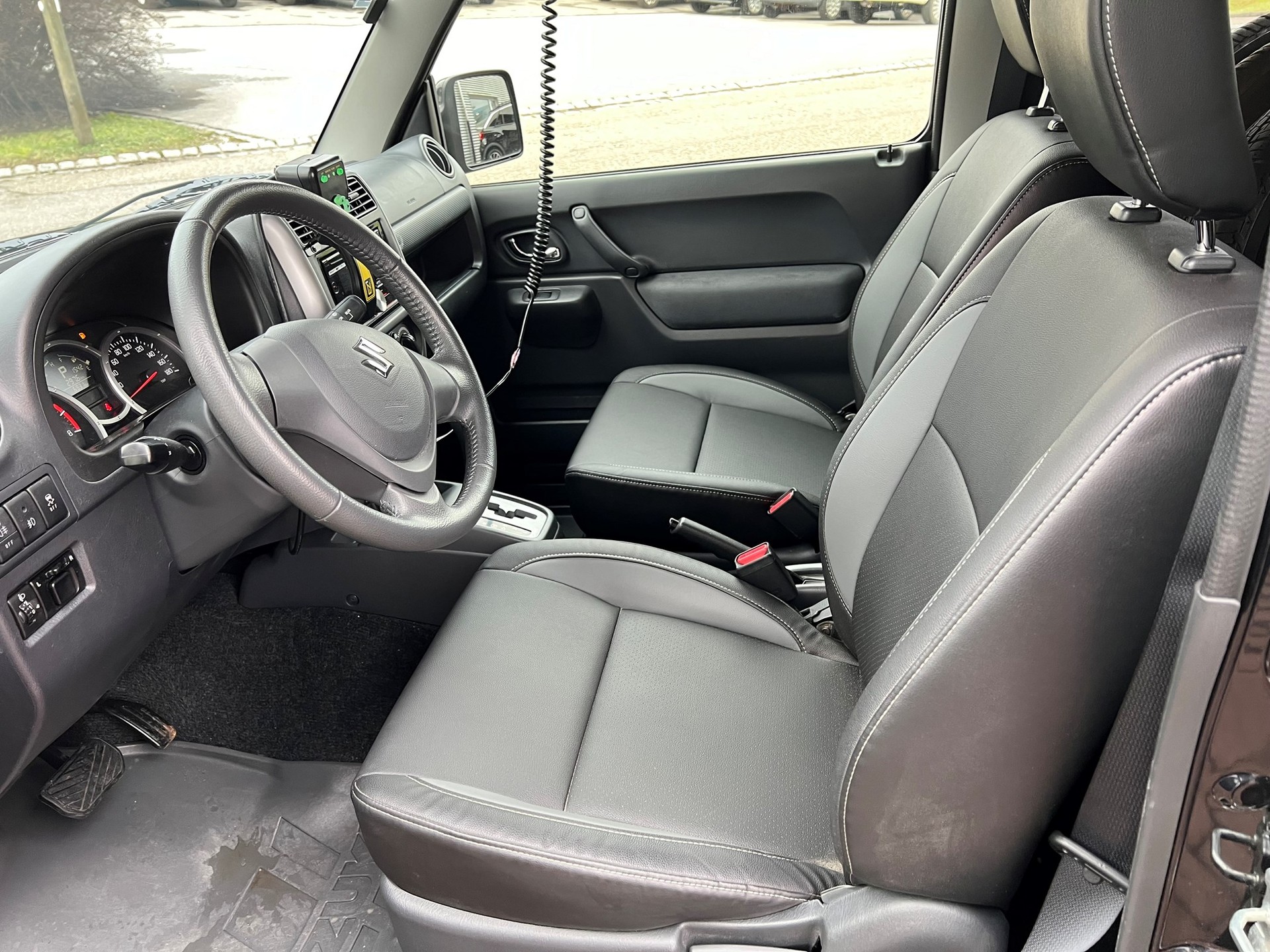 SUZUKI Jimny 1.3 16V Sergio Cellano Automatic-image-11