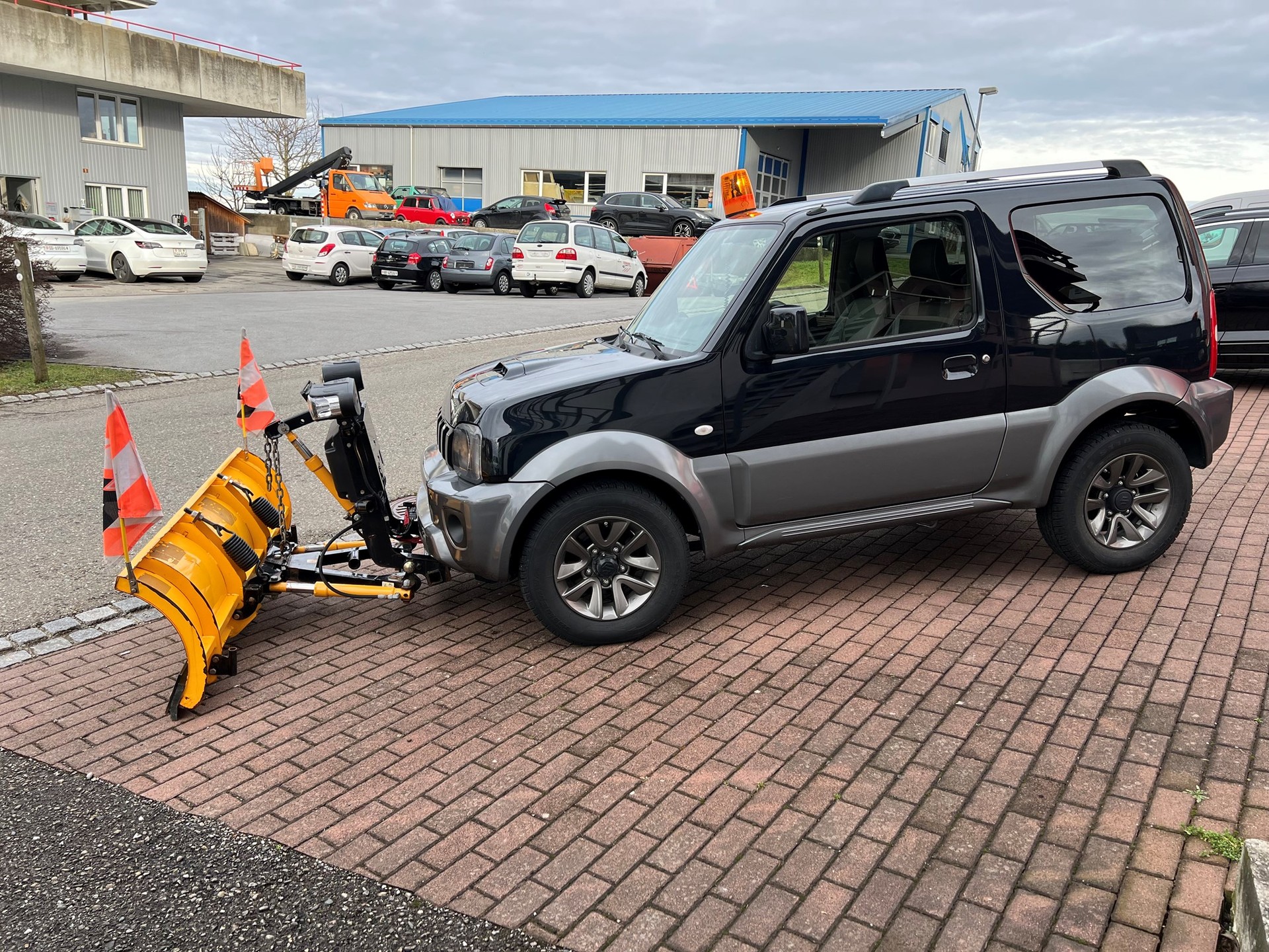SUZUKI Jimny 1.3 16V Sergio Cellano Automatic-image-6