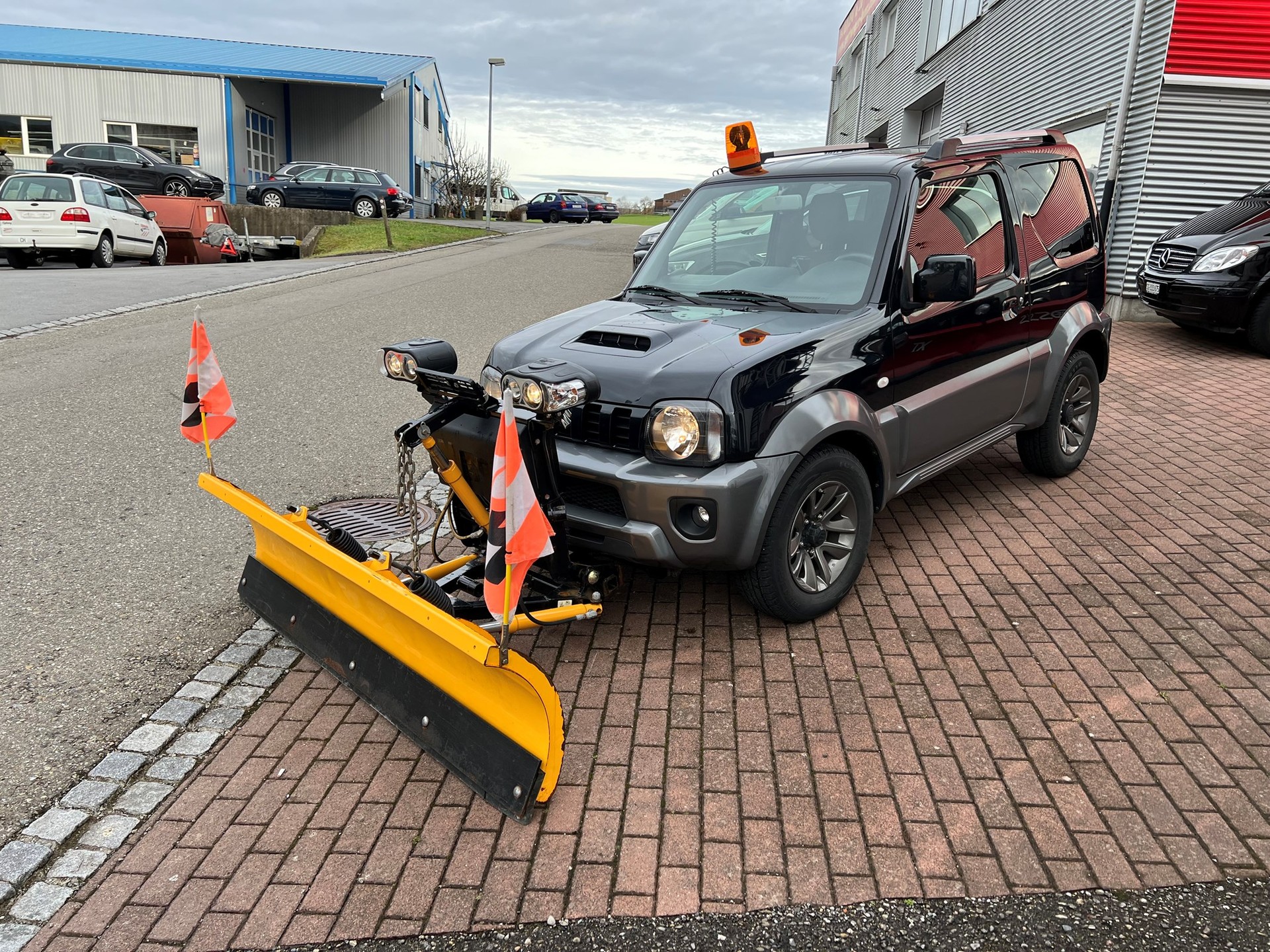 SUZUKI Jimny 1.3 16V Sergio Cellano Automatic-image-5