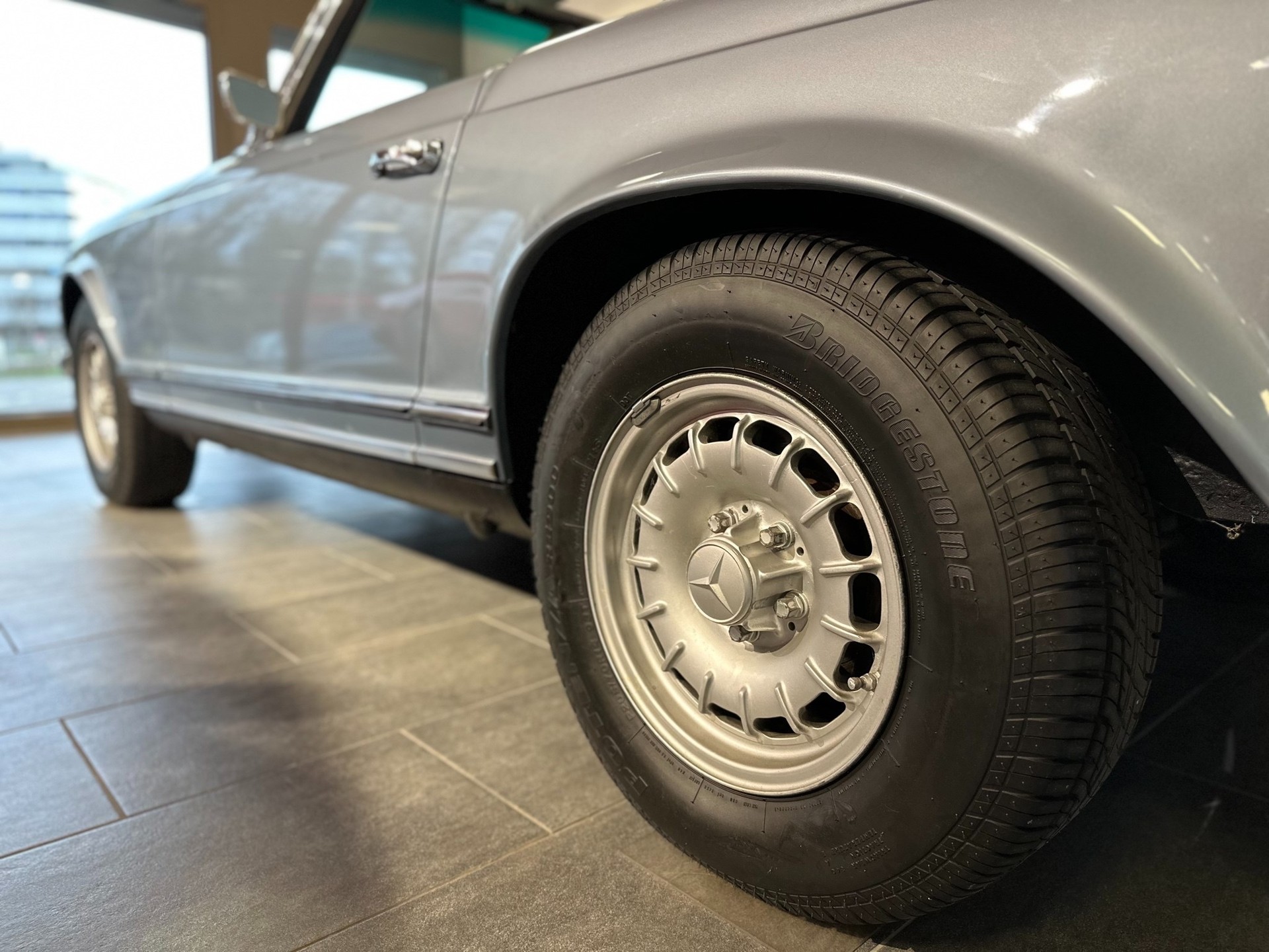 MERCEDES-BENZ SL 280 SL Pagode-image-2