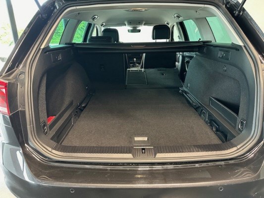 VW Passat 2.0 TDI Business-image-14