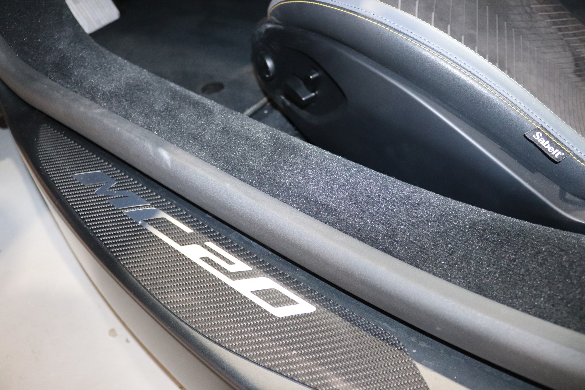 MASERATI MC 20-image-12
