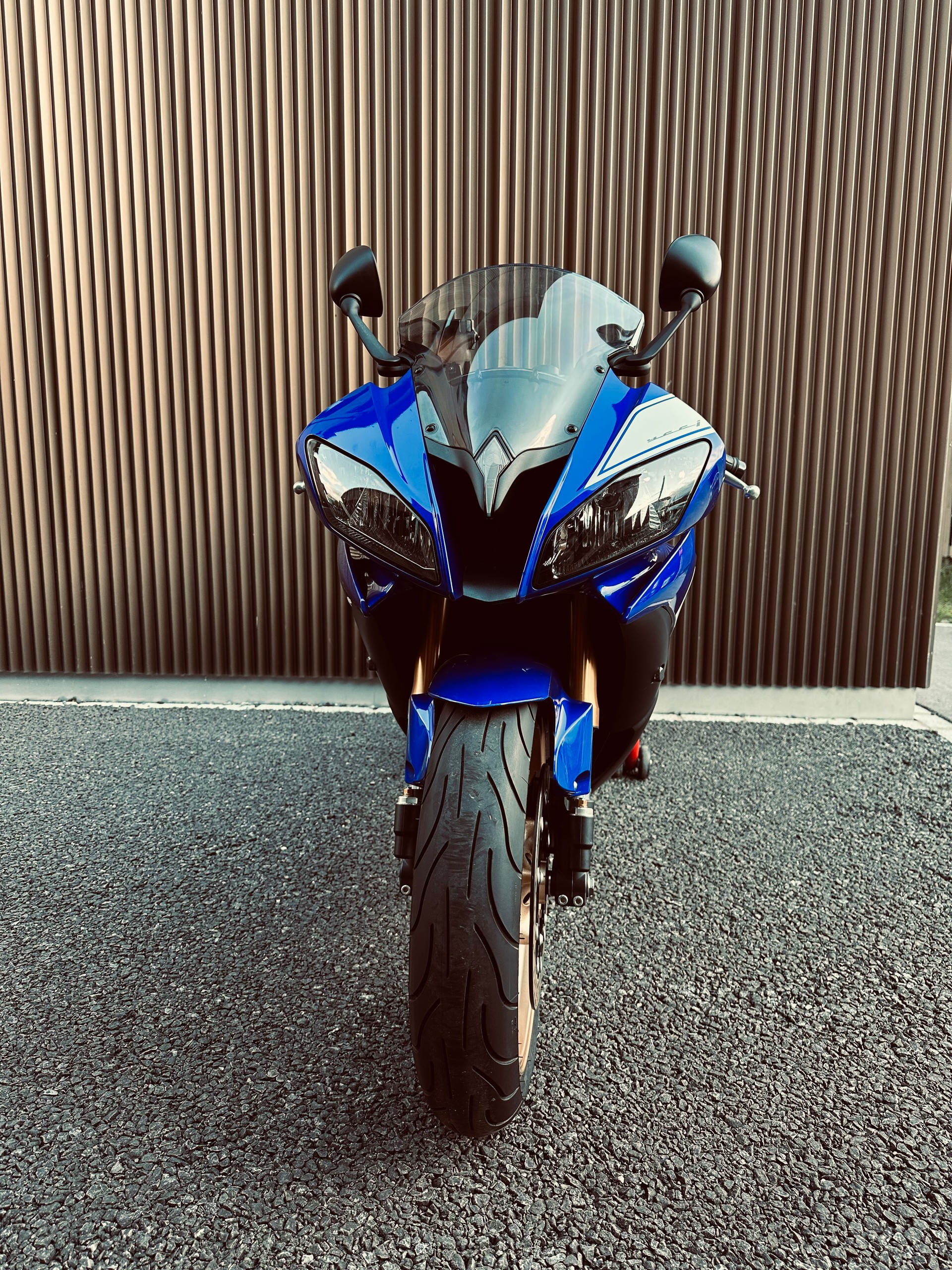 YAMAHA YZF-R6-image-4