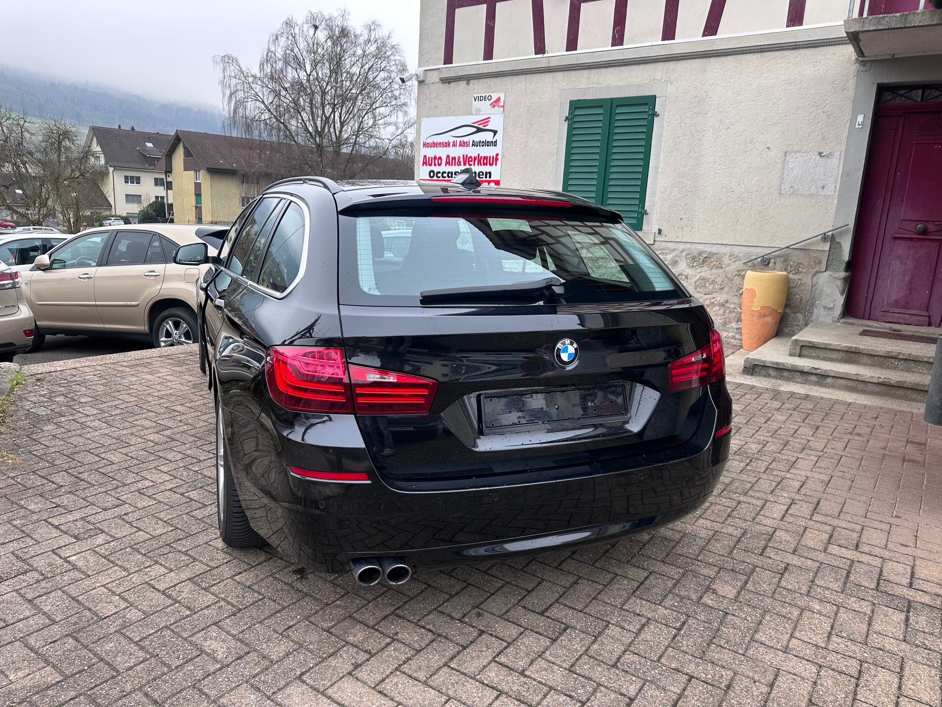 BMW 520d Touring xDrive Steptronic-image-3