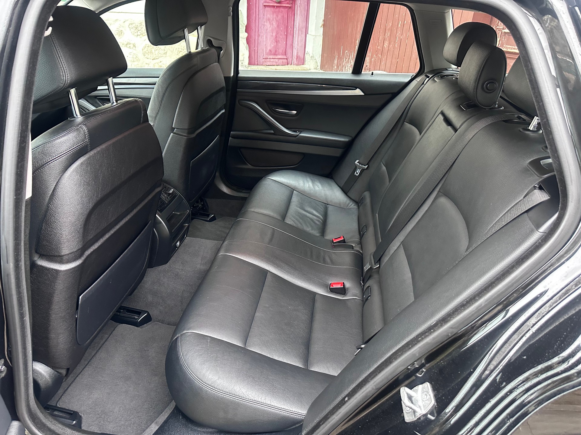 BMW 520d Touring xDrive Steptronic-image-6