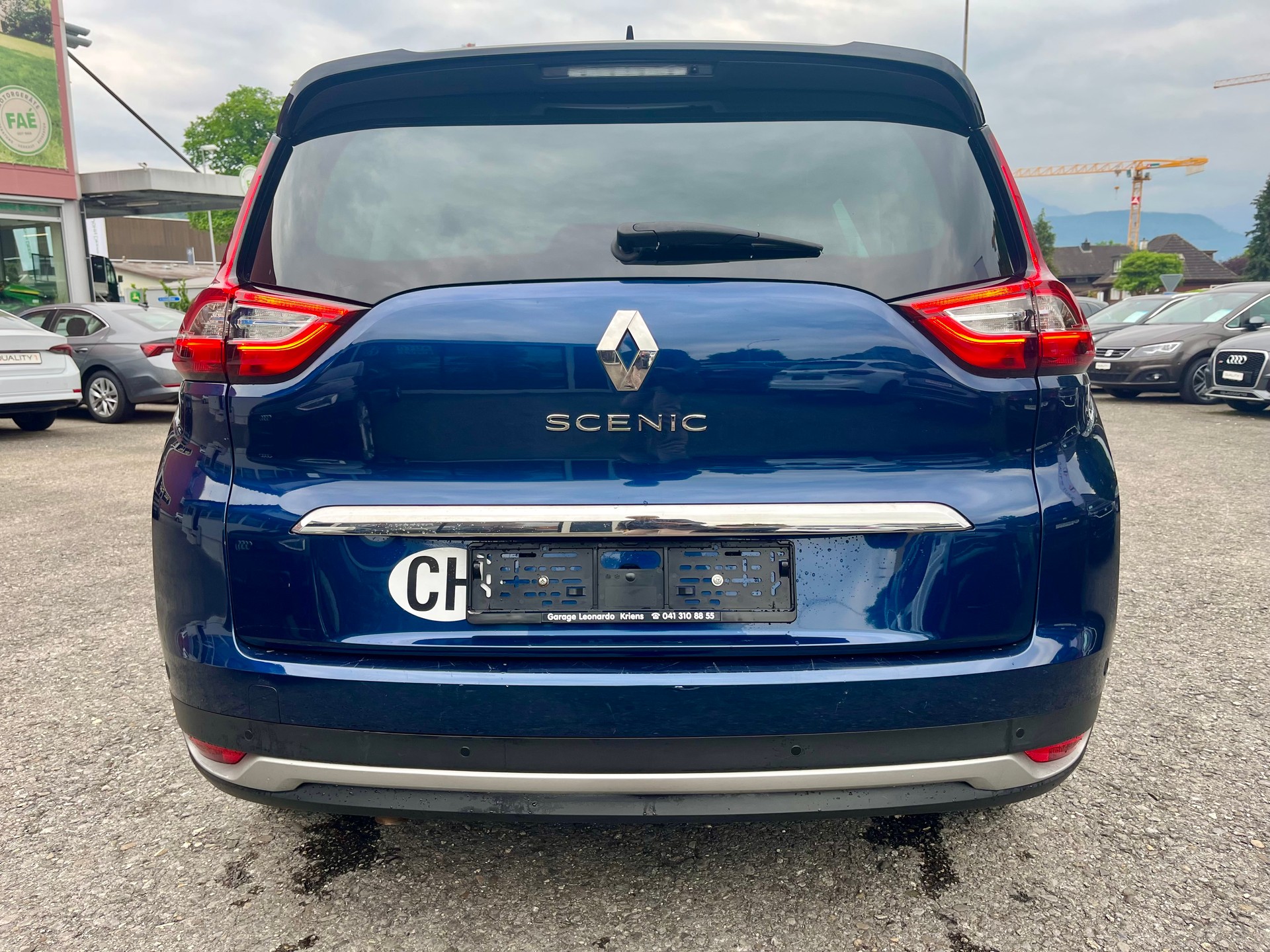 RENAULT Grand Scénic 1.3 16V Turbo Black Edition EDC 7-Plätzer-image-6