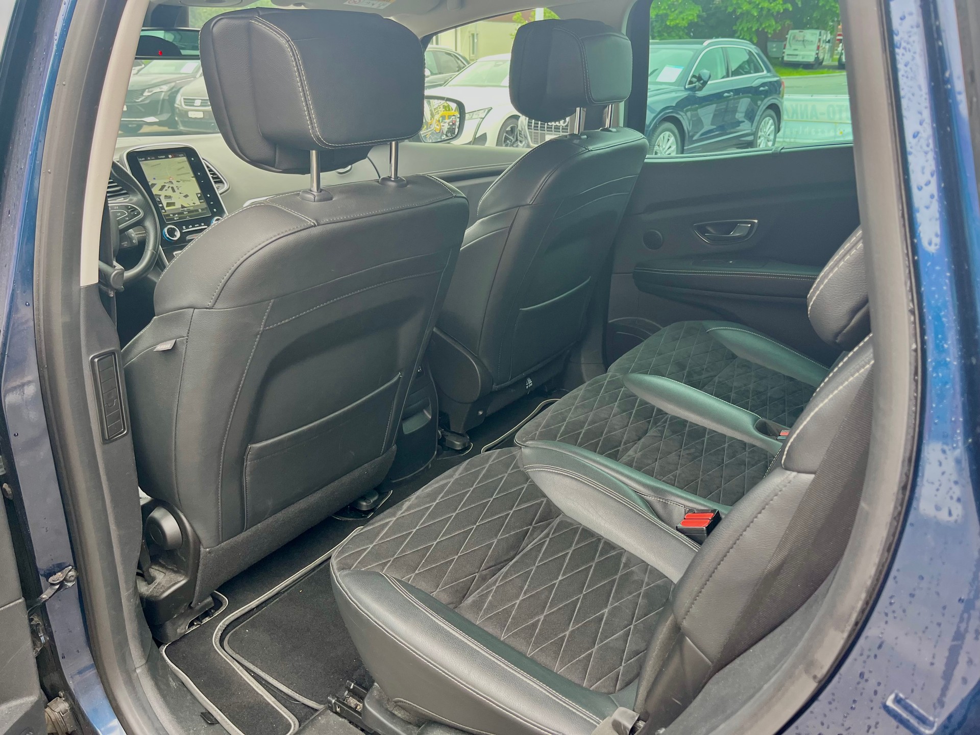 RENAULT Grand Scénic 1.3 16V Turbo Black Edition EDC 7-Plätzer-image-20