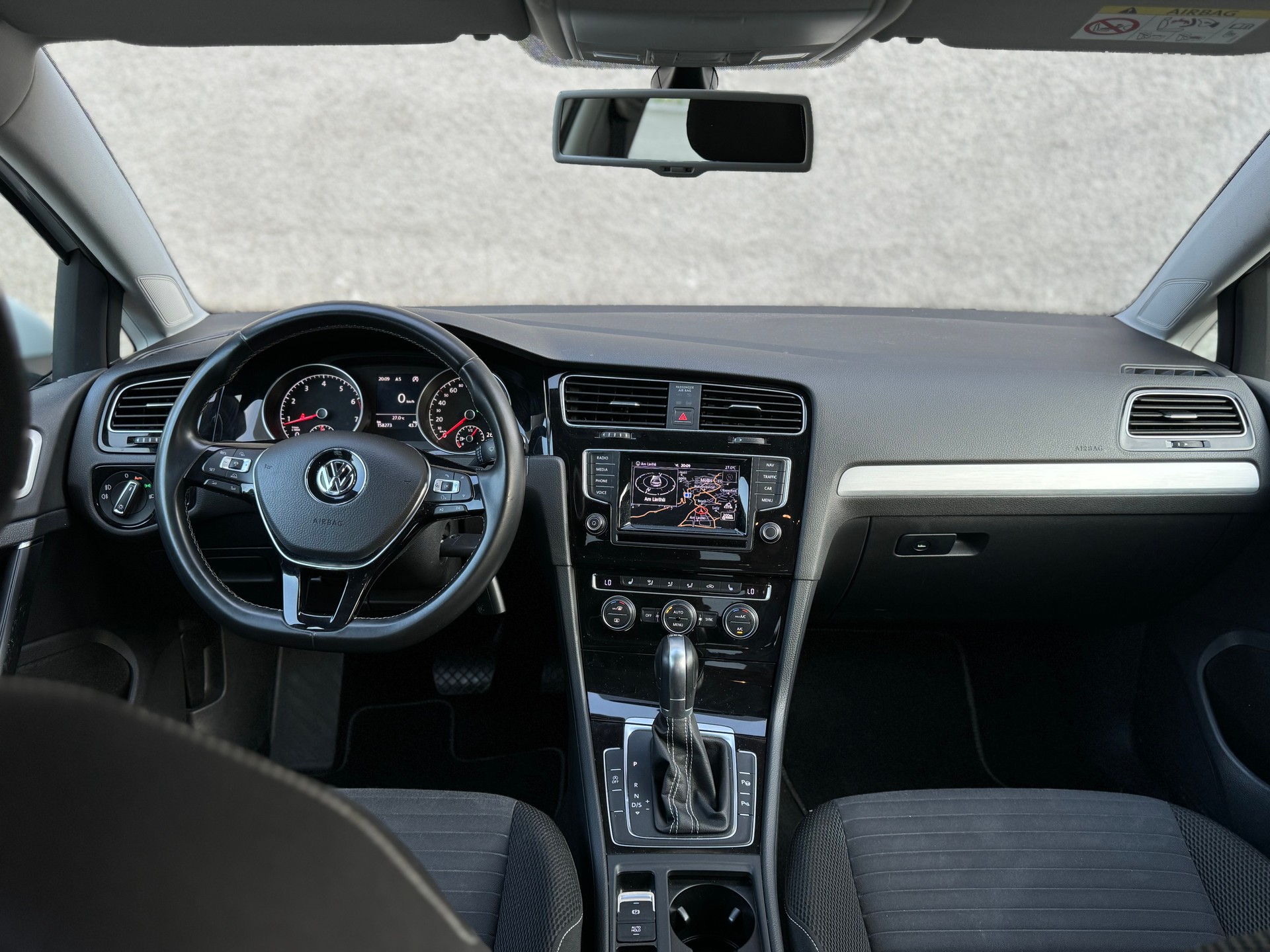 VW Golf 1.4 TSI Cup DSG-image-8