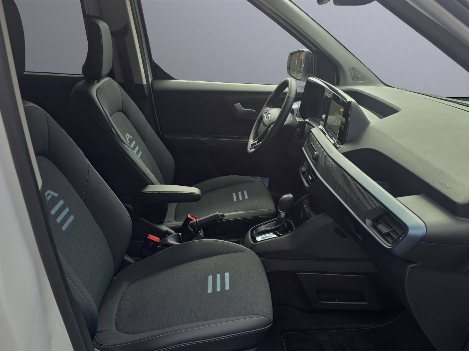 FORD TOURNEO COURIERier 1.0 EcoBoost A-image-11