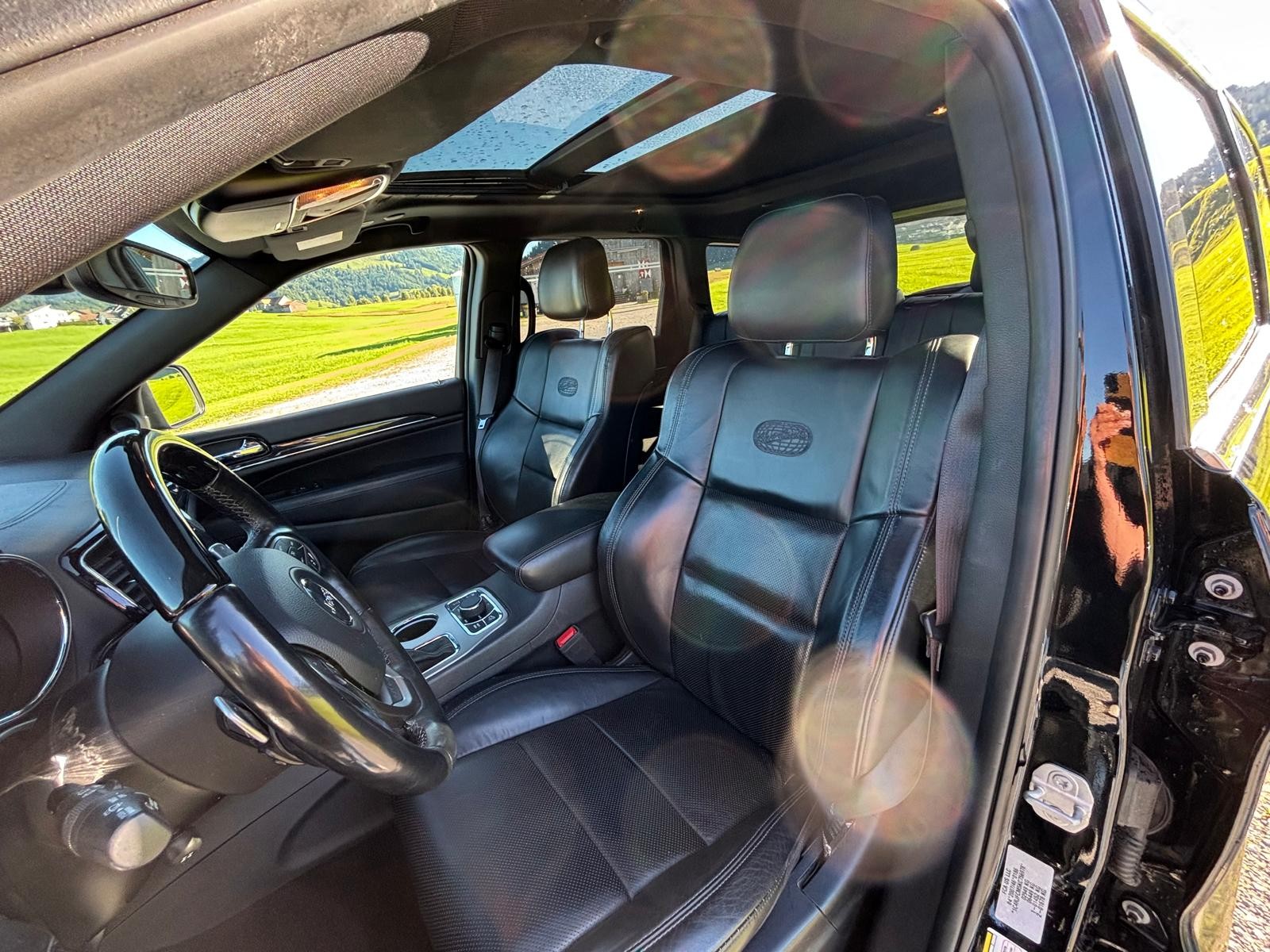 JEEP Grand Cherokee 3.0 CRD Overland Automatic-image-2