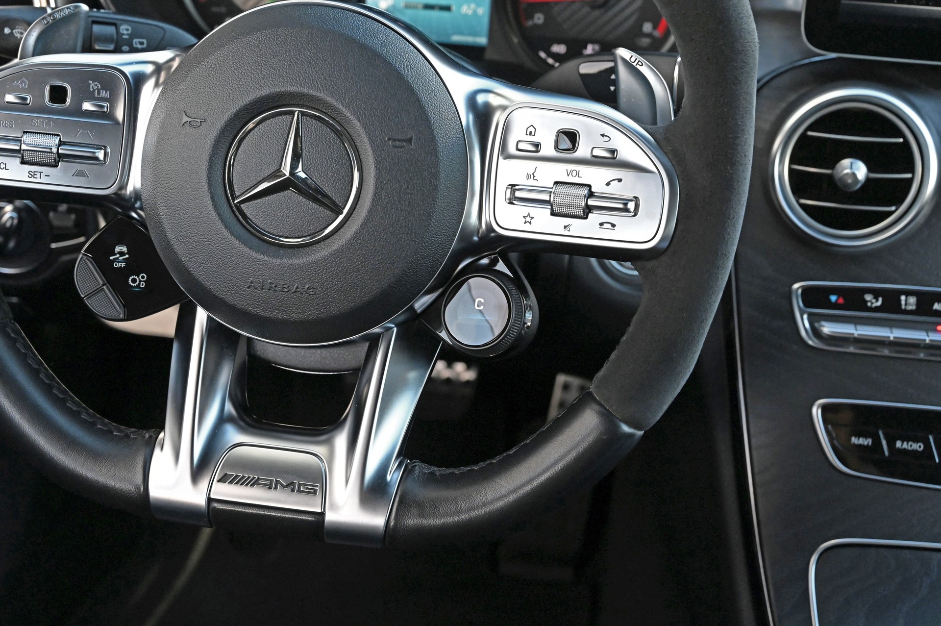 MERCEDES-BENZ C 63 S AMG-image-11