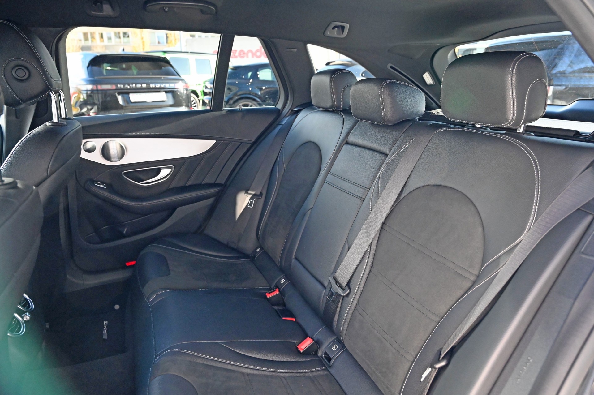 MERCEDES-BENZ C 63 S AMG-image-19