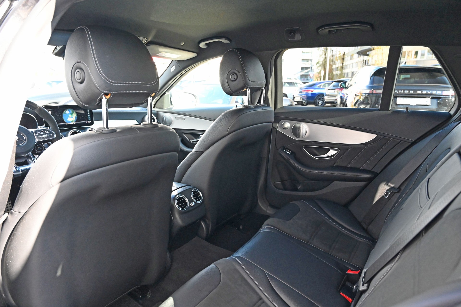 MERCEDES-BENZ C 63 S AMG-image-18
