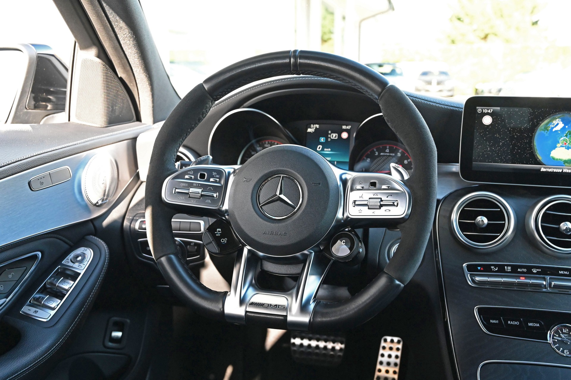 MERCEDES-BENZ C 63 S AMG-image-10