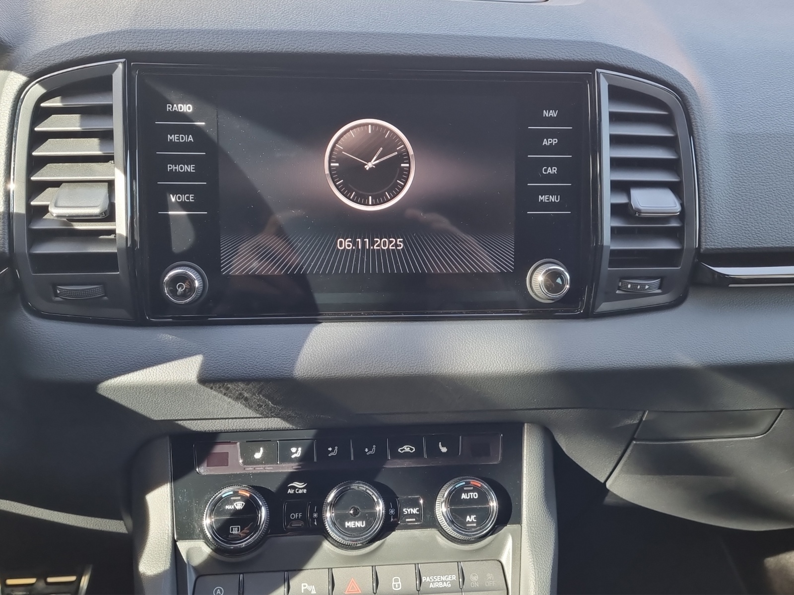 SKODA Karoq 2.0 TSI SportLine 4x4 DSG-image-7