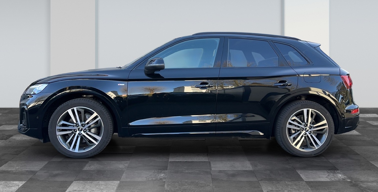 AUDI Q5 40 TDI Blackedition quattro S-tronic-image-8