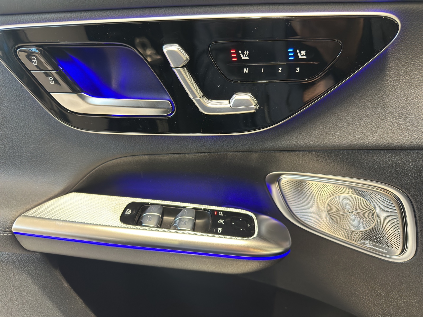MERCEDES-BENZ GLC 450d 4Matic 9G-Tronic-image-15