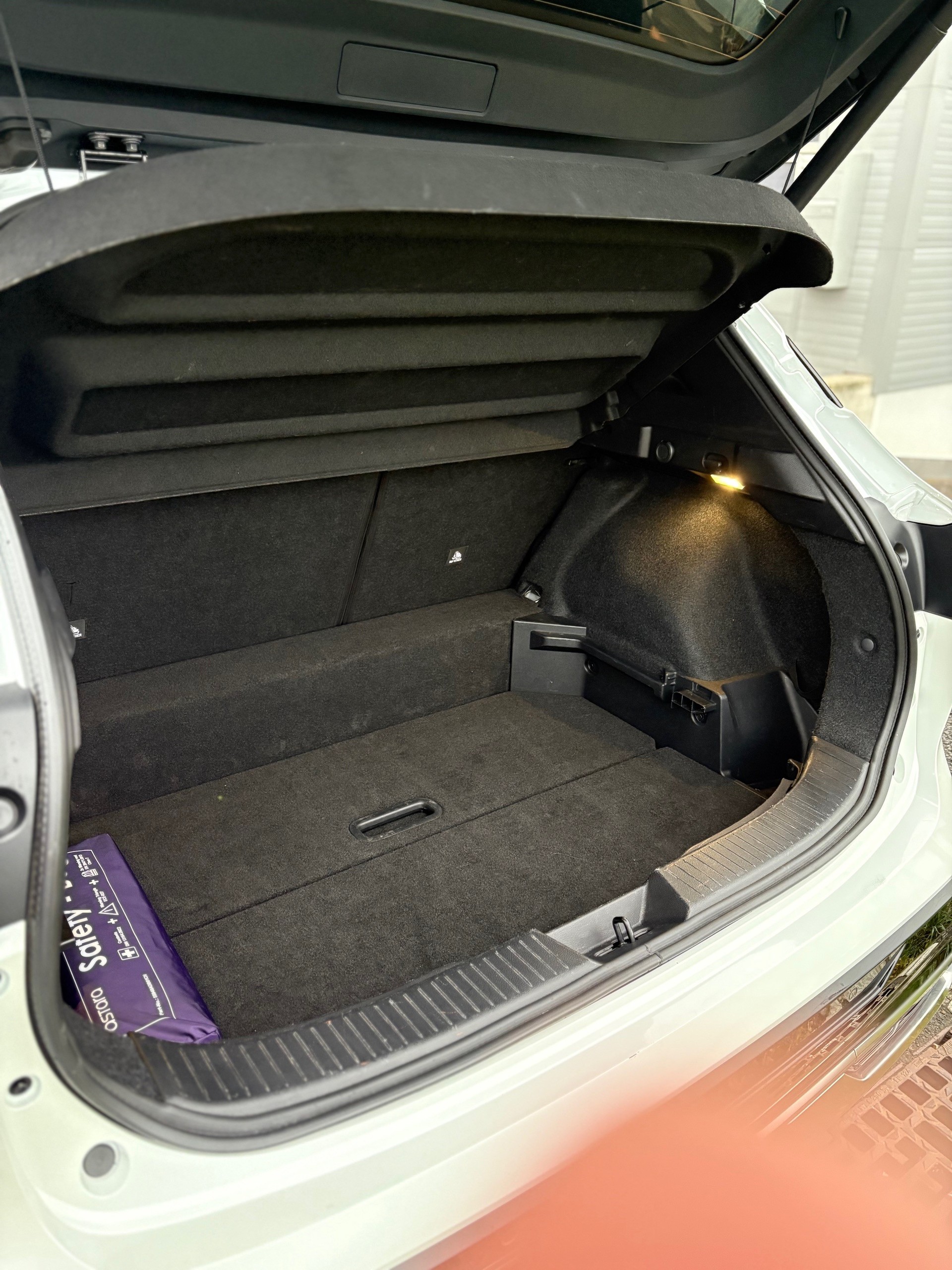 NISSAN Qashqai 1.3 DIG-T MHEV Tekna Xtronic 4x4-image-3