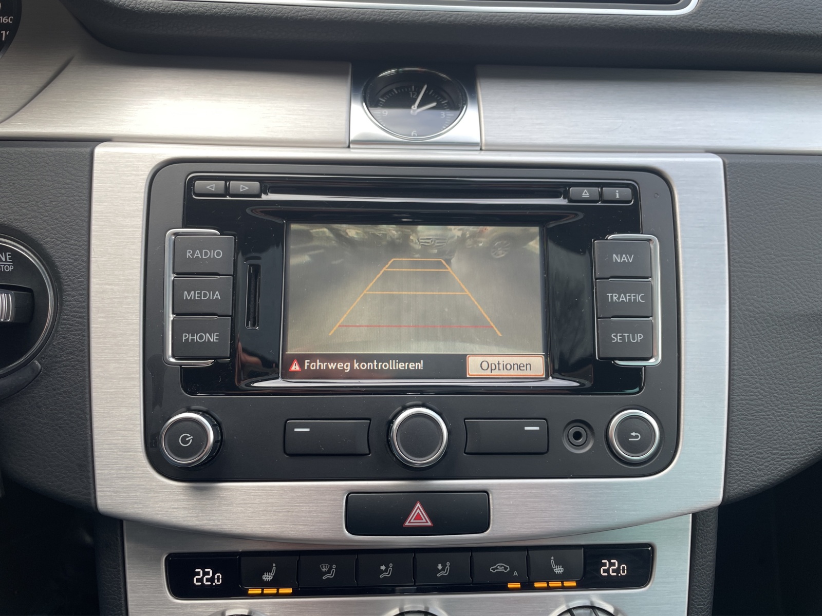 VW Passat Variant 2.0 BlueTDI Highline DSG-image-9