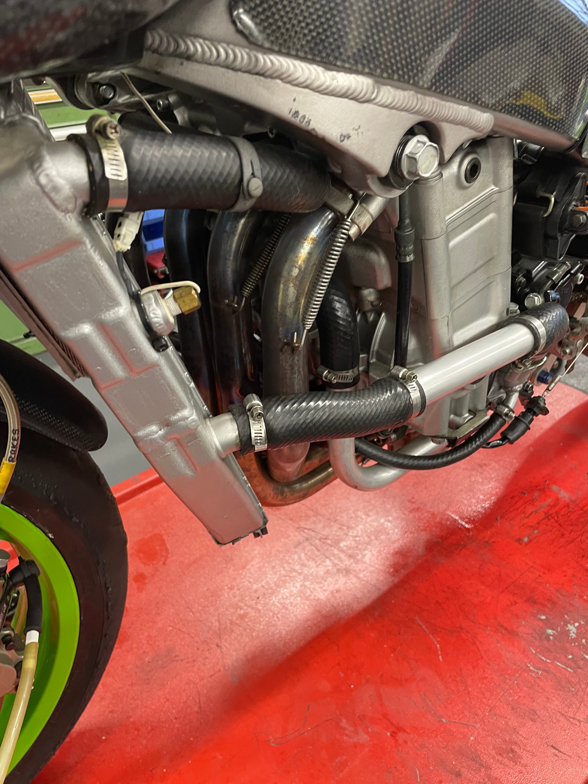 KAWASAKI Ninja ZX-7R-image-11