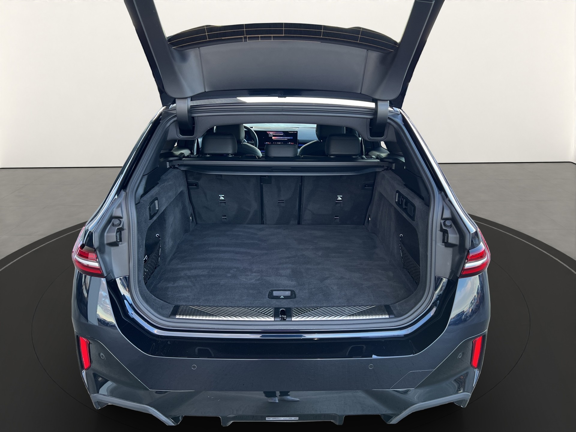 BMW 530e xDr Tour M Sport-image-22