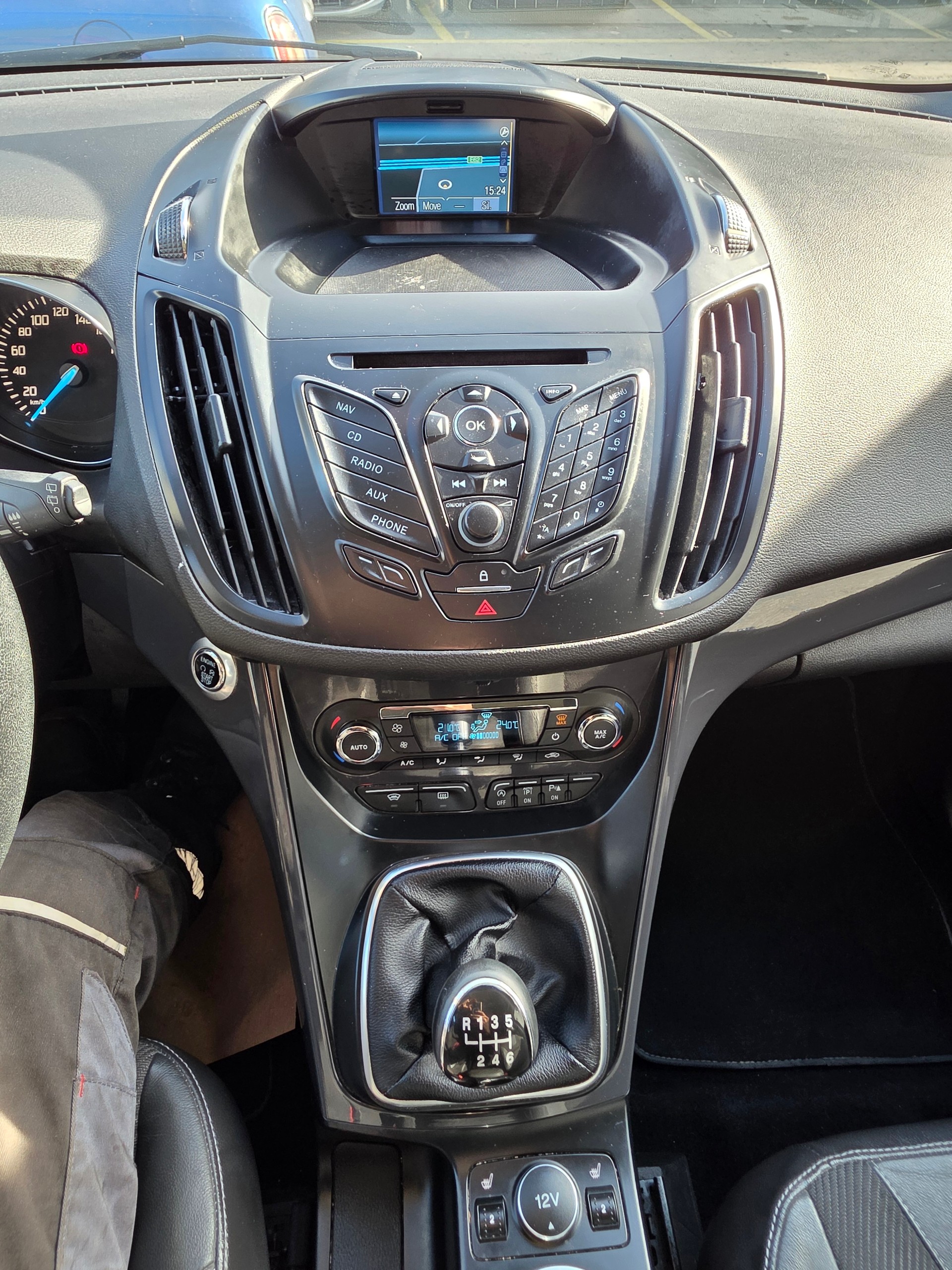 FORD Kuga 2.0 TDCi Titanium 4WD-image-9