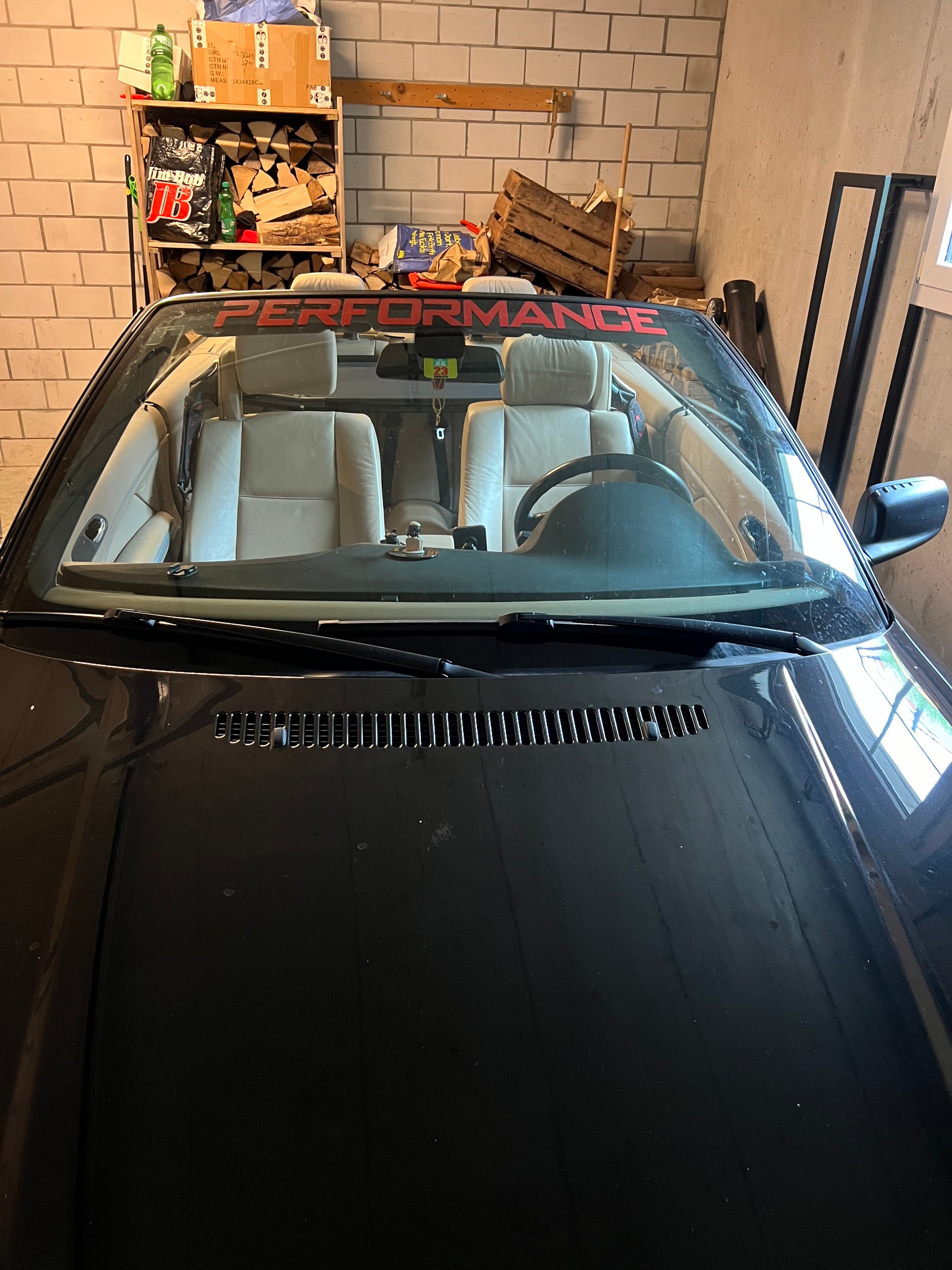 BMW 325Ci Cabriolet-image-10