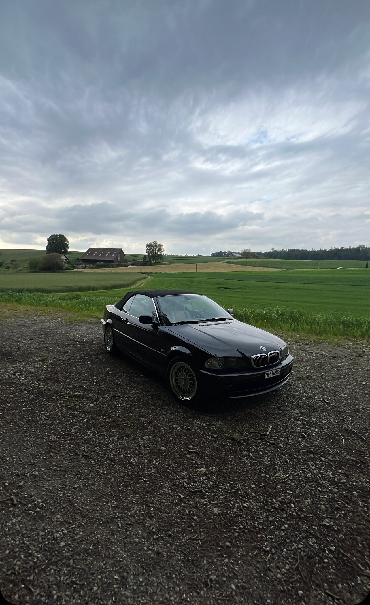 BMW 325Ci Cabriolet-image-1