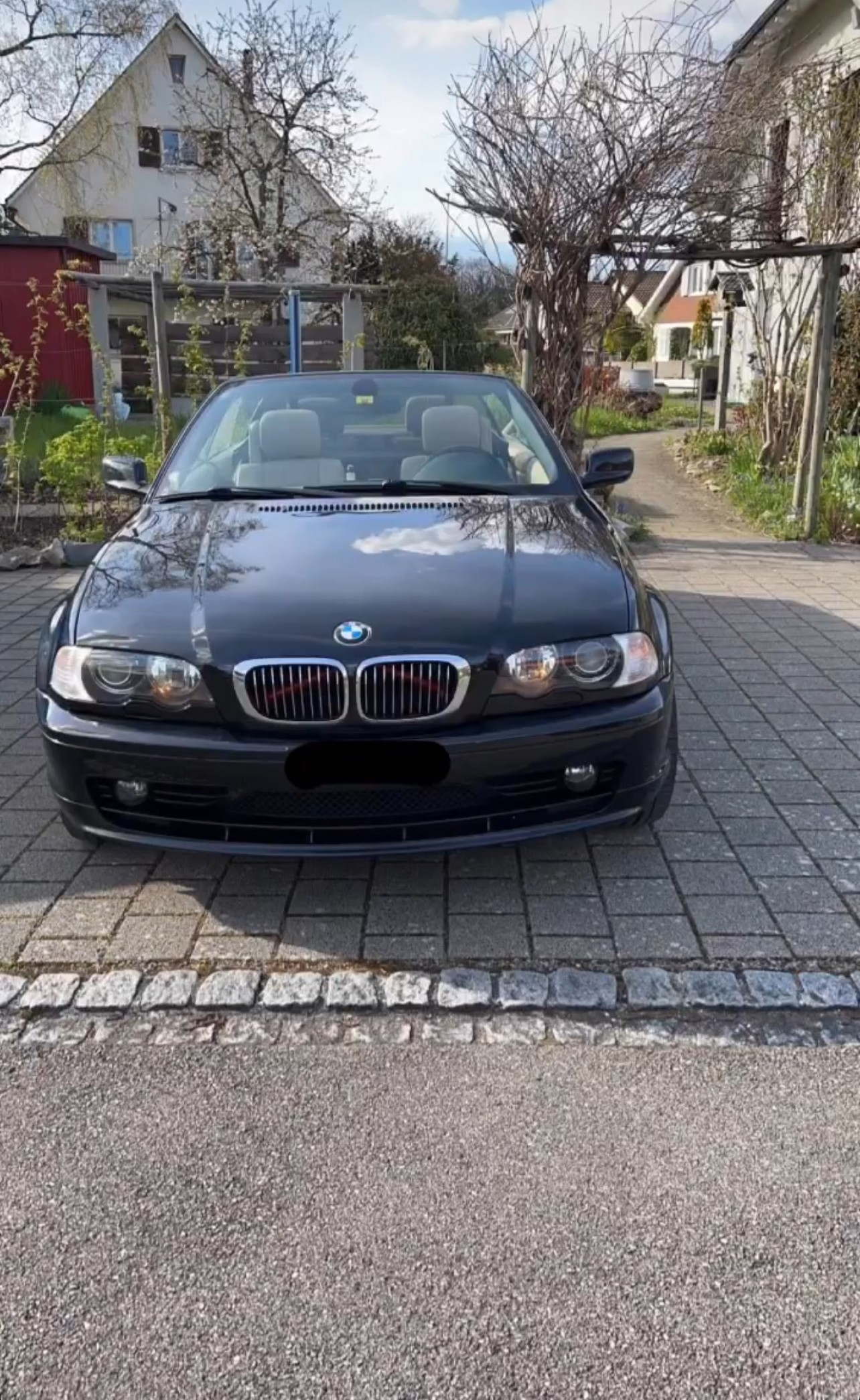 BMW 325Ci Cabriolet-image-12
