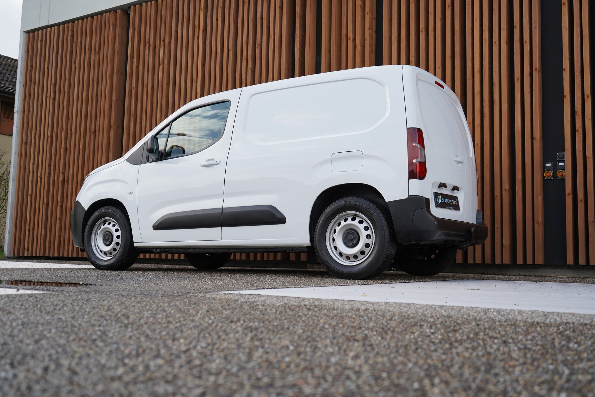 PEUGEOT PARTNER 1.6 BLUE HDi S/S GRIP 1000 KG l 102 PS-image-8