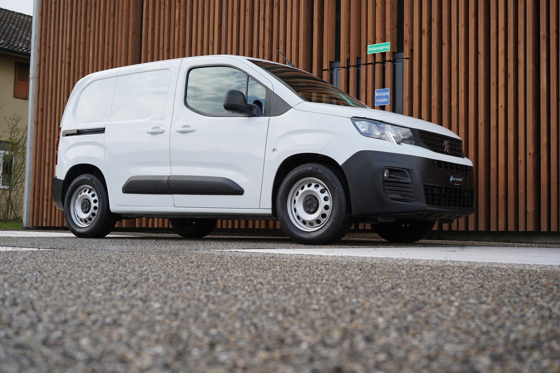 PEUGEOT PARTNER 1.6 BLUE HDi S/S GRIP 1000 KG l 102 PS-image-12