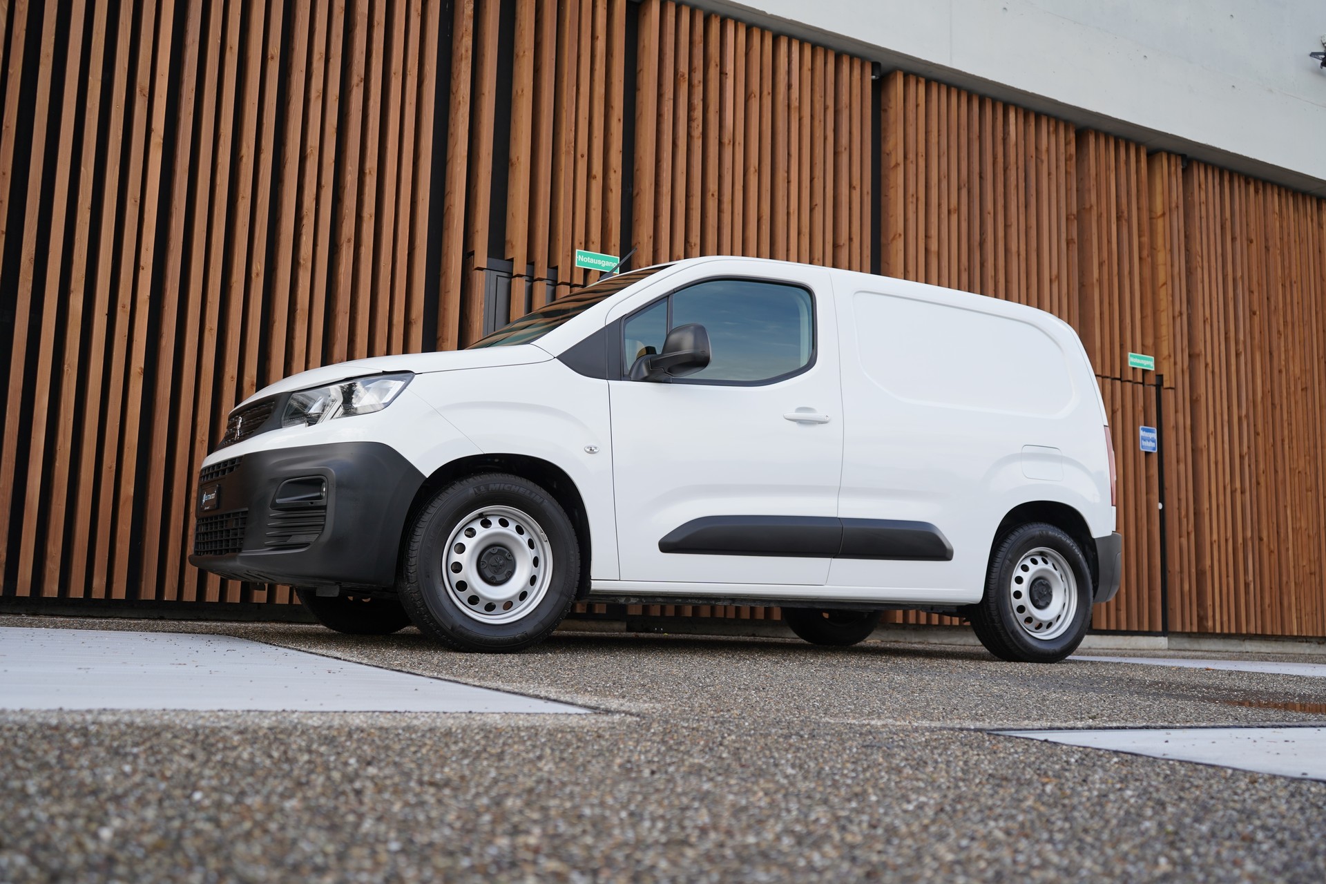 PEUGEOT PARTNER 1.6 BLUE HDi S/S GRIP 1000 KG l 102 PS-image-9