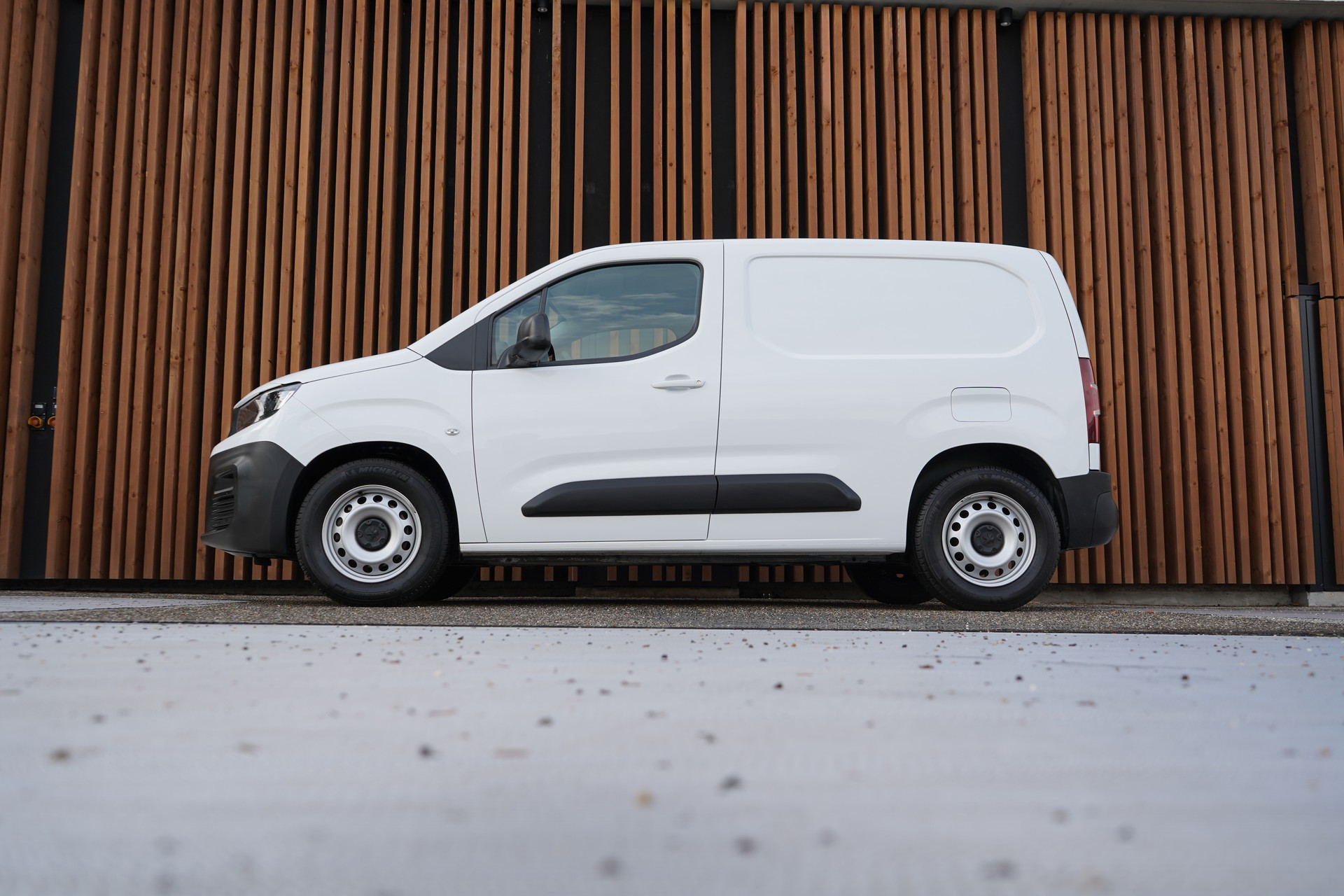 PEUGEOT PARTNER 1.6 BLUE HDi S/S GRIP 1000 KG l 102 PS-showroom-element-1