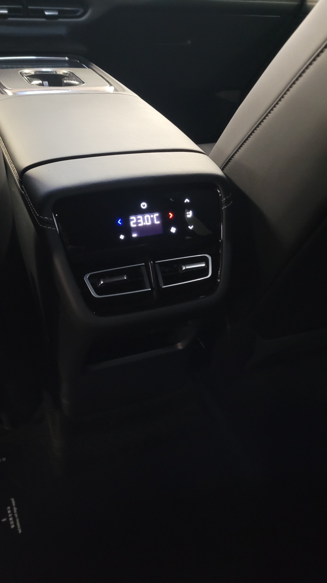 MAZDA 6e 245 80kWh Takumi-image-17