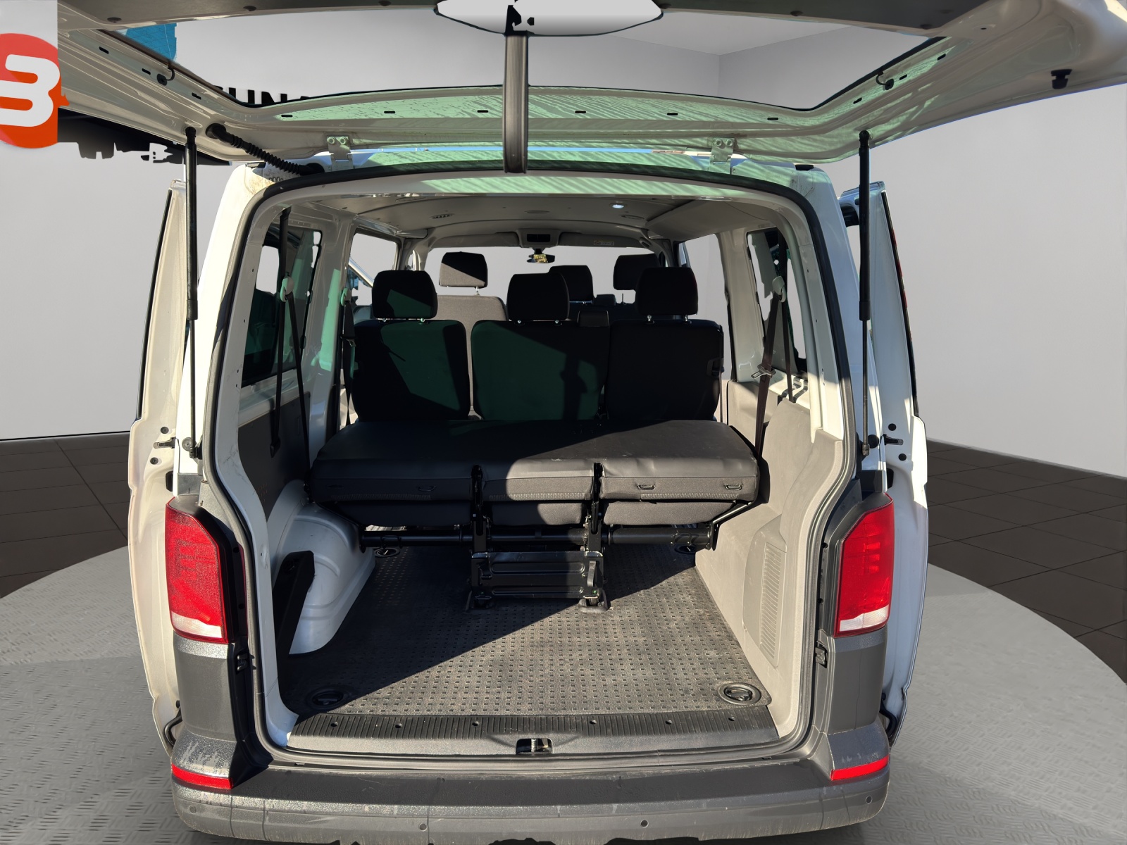 VW T6.1 2.0 TDI DSG-image-5