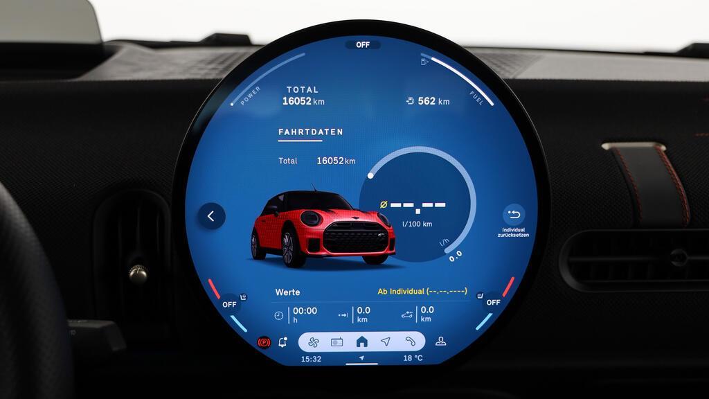 MINI John Cooper Works Cabrio-image-5