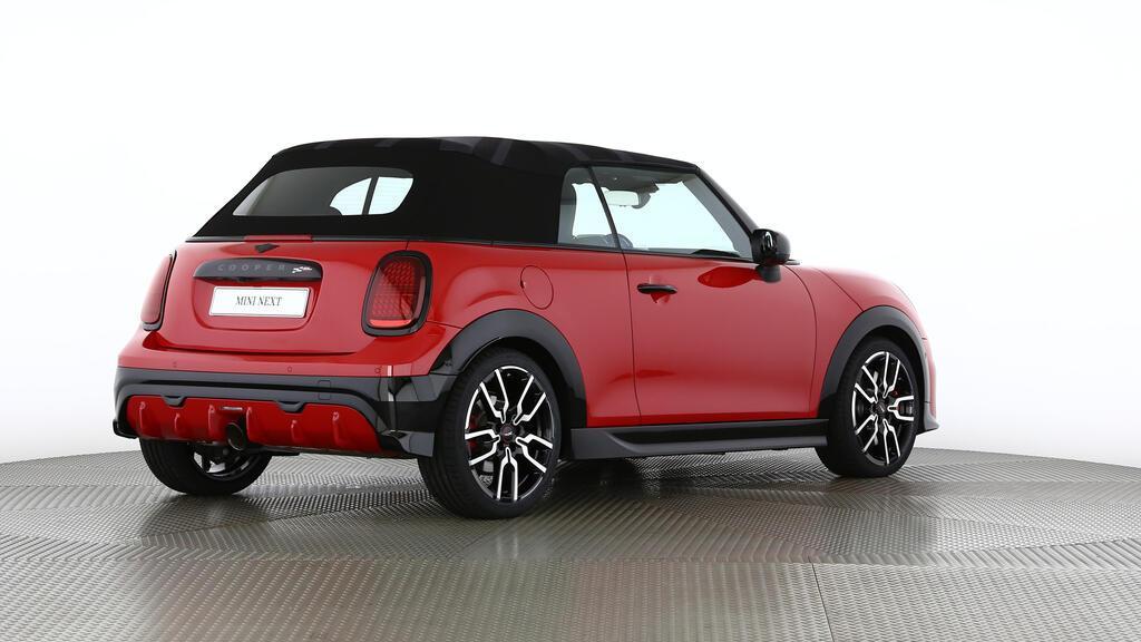 MINI John Cooper Works Cabrio-image-3
