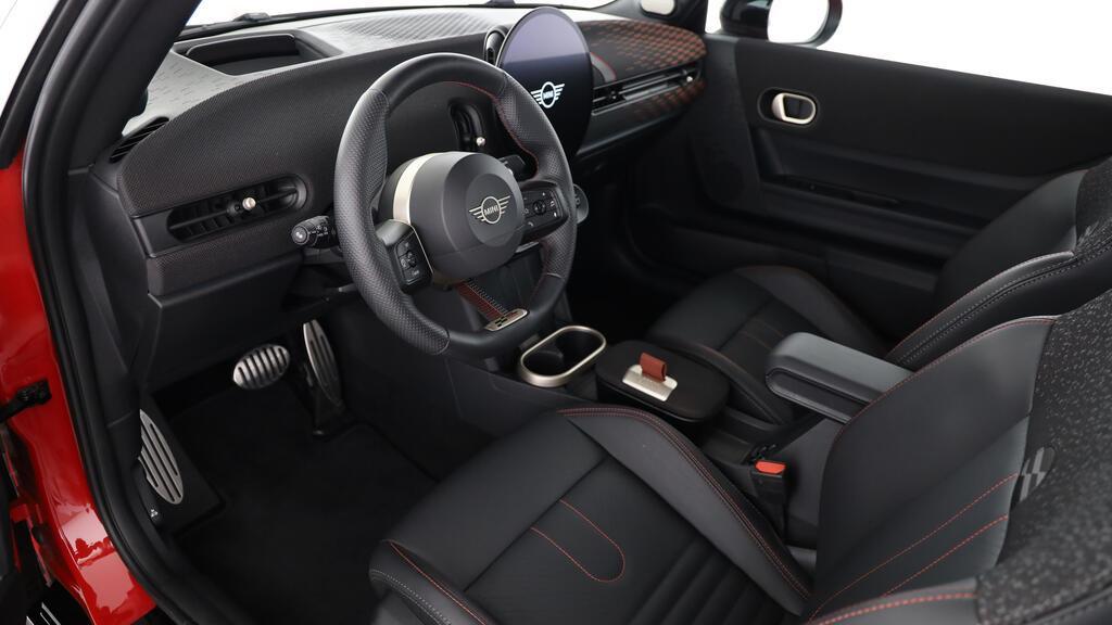 MINI John Cooper Works Cabrio-image-16