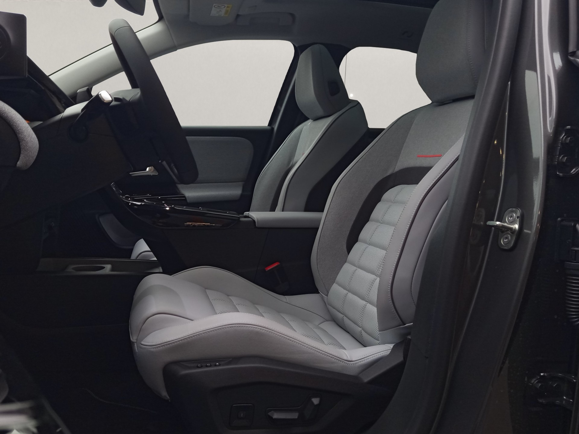 CITROEN E-C5 Aircross 73 kWh Max-image-12