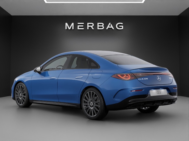 MERCEDES-BENZ CLA 220 8G-DCT 4Matic-image-3