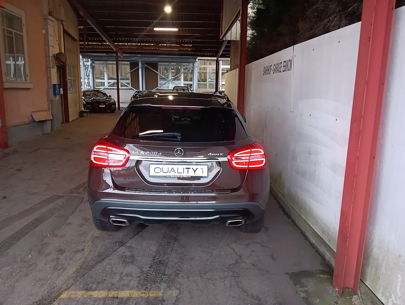MERCEDES-BENZ GLA 200 CDI Swiss Star Edition Urban 4Matic 7G-DCT-image-5
