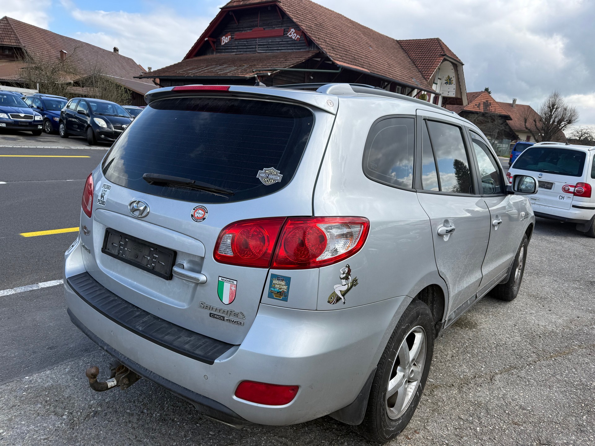HYUNDAI Santa Fe 2.2 CRDi Premium 4WD Automatic-image-3
