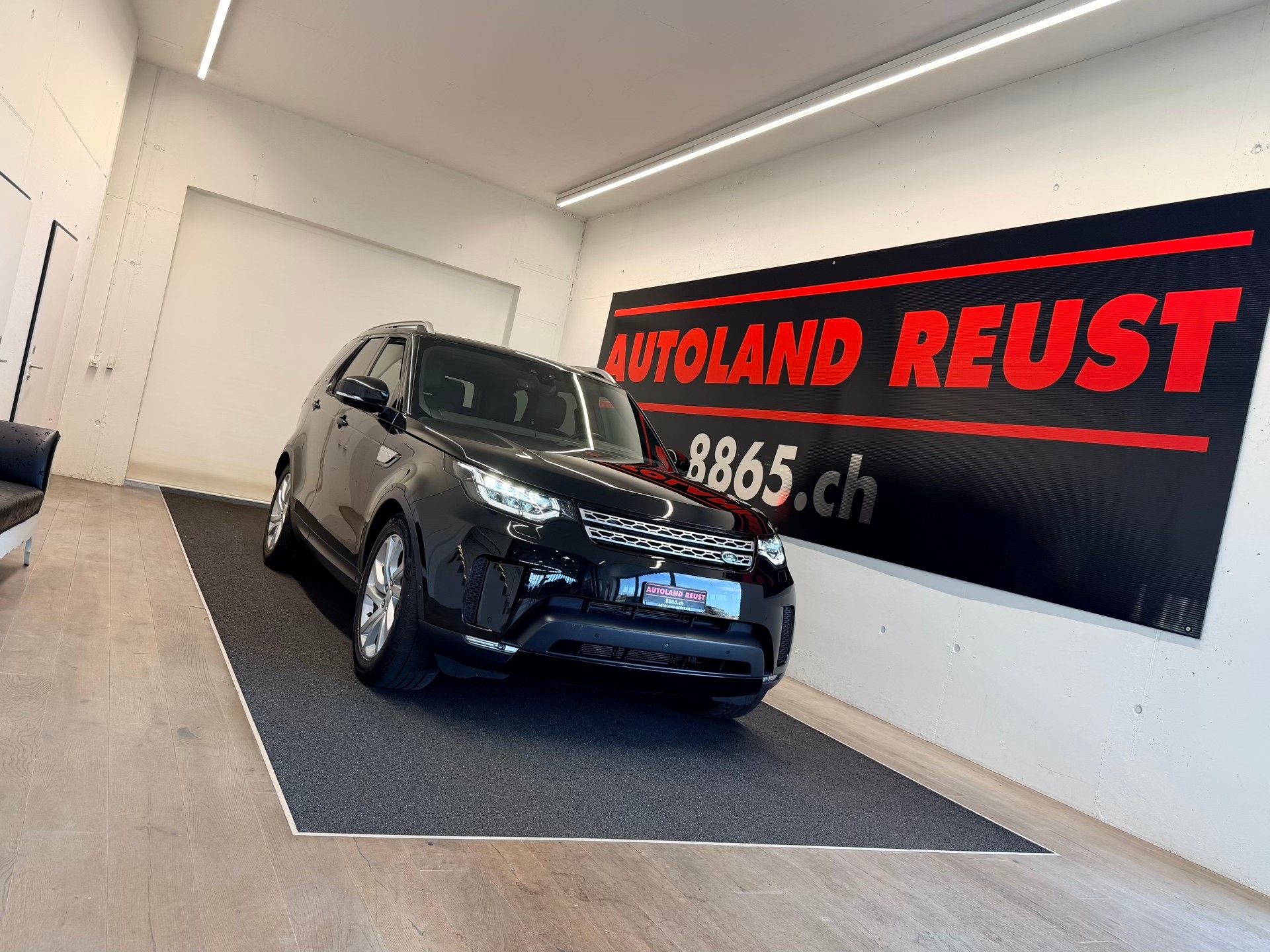 LAND ROVER Discovery 3.0 SDV6 HSE Automatic-image-0